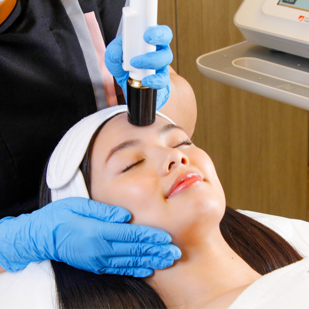 Porcelain Glow Facial
